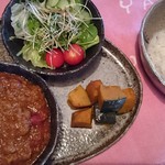 Koko Ya - ○赤インゲン豆のカレー900円