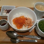 nana's green tea Machida Tokyu Tsuinz Ten - 親子丼