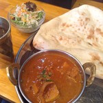 India Naan House - 日替りランチ 鶏とタケノコのカレー