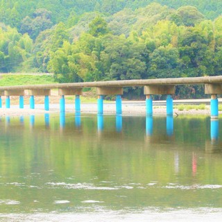 Approximately 18 minutes by car from the famous clear stream Shimanto Submerged Bridge