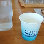 Family Restaurant Ishibashi - ここでも出た！Welcome milk!