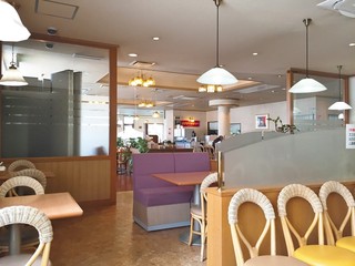 Hana & Restaurant Laport Land - 店内