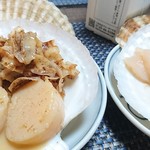 湧鮮館 - ホタテはバター焼きと刺身