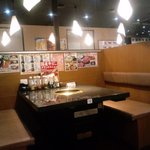 Amiyaki Tei Fuso Ten - 明るい店内