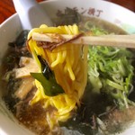 Horumon Yokochou - テールラーメン（冬季限定）　麺アップ