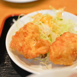 Osaka Osho Aomori Kankodori Ten - 定食の唐揚げ