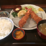 Misokatsu no Katsu Shou - 海老フライ定食(950円)