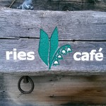 ries cafe - 看板