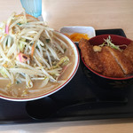 Shosuke - 味噌ラーメン＋Aセット 味噌ラーメン¥650
                      ミニソ一スカツ丼¥300 味噌ラーメン単品でもCPは他店よりは良いと思います。