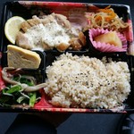 彩りごはん - 鶏肉マスタードソース弁当(玄米)670円