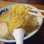 浅草軒 本店 - 麺アップ