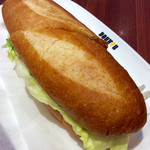 DOUTOR  Kintetsu Tsurubashi Eki Ten - 「ミラノサンド すき焼き」(410円)。値段はセット割引前。