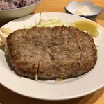 Kitchen Mum - 自家製ハンバーグ定食 840円。