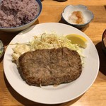 Kitchen Mum - 自家製ハンバーグ定食 840円。