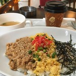 Cafe ViVO Oomori Berupoto Ten - 3色ご飯