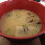 Sukiya Ninihachigo Hokuto Shichishigehama Ten - しじみ味噌汁