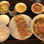 Seian Toshomen Tsushima Ten - 焼餃子ランチ