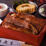 うな重定食（骨、う巻き、吸物、香物、デザート）