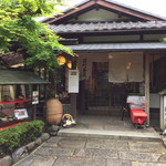 呂川茶屋 - 店舗入り口付近