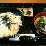 いま村 - 親子丼（680円）＋小うどんセット（＋180円）