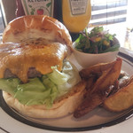 BELLOWS BURGER - 