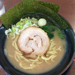 Yokohama Iekei Ramen Tsujitaya Ishibashi Ten - 