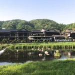 Ryokan Ohashi - 三徳川添いに建つ旅館大橋