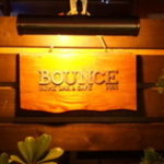 HOMEBAR & CAFE Bounce - バウンスのロゴです。