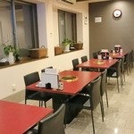 Yakiniku Dining Keifukuen - 喫煙可能なテーブル席