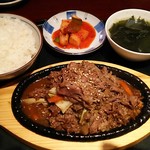 Seoul Ya - プルコギ定食。