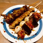 Yakitori no Oogiya Nigata Daigaku Eki Mae Ten - 人気串盛り