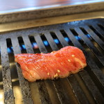 焼肉 たかだ - カルビ調理中