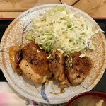 Maruhan - ふっくら焼かれた鶏もも肉は美味しい♪