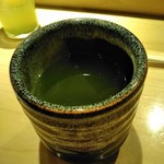 SUSHI TOKYO TEN、 - [ドリンク] 温かい緑茶