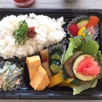 Nagomi Cafe Hanamusubi - お持ち帰り弁当…￥８００～