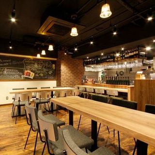 【テラスもあります♪】居酒屋なのにカフェのようなお洒落店内♪