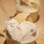 Gelateria Sincerita - ノッチョーラ、アッサム、メルノワのトリオ（500円）と、りんご、ピスタチオ、トウフのトリオ（2013/4）