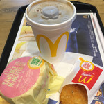 McDonald's Shin Osaka Hankyu Biru Ten - 