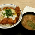 Tonkatsu Katsuya Akabane Ten - カツ丼（竹）６５０円と豚汁（小）１２０円!