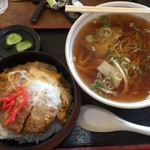 Ojima Ya - Aランチ かつ丼半ラーメン 650円