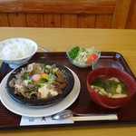 相撲茶屋 大旺 - 「牛ちゃんこ」定食