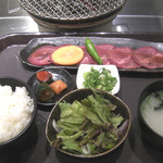 Sumibi Yakiniku Rishin - 