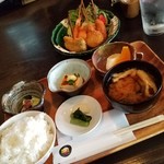 BEAT - ランチ「串揚げ定食 (850円)」