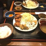 Teketeke Akasaka Mitsuke Ten - ミックス定食