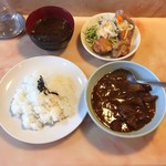 城陽飯店 - 日替わりサービス  ¥600 麻婆ナス 唐揚げ