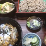 境屋食堂 - かつ丼と常陸秋そばのせいろランチ（1000円）