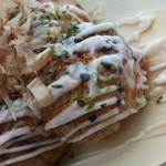 たこ焼き屋 たこ吉 - たこ焼きのアップ