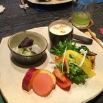 踵屋敷 - 料理写真:前菜的な…？