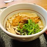 なか卯 - 豚カルビ小とんこつうどん