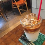 ズット コーヒー - カフェラテ¥600 きれいに分かれてる